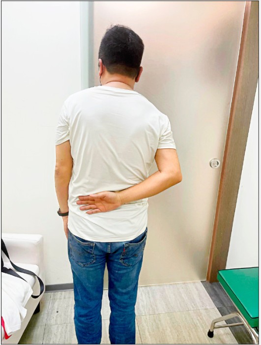 揮桿拉傷肩膀 拖治惡化成五十肩